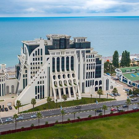 The Grand Gloria Hotel Батуми Екстериор снимка