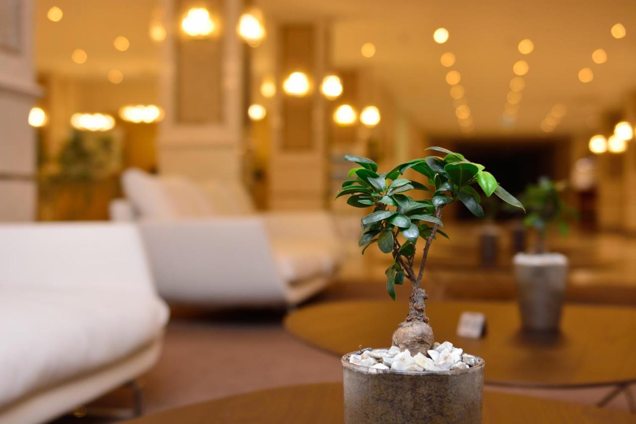 The Grand Gloria Hotel Батуми Екстериор снимка